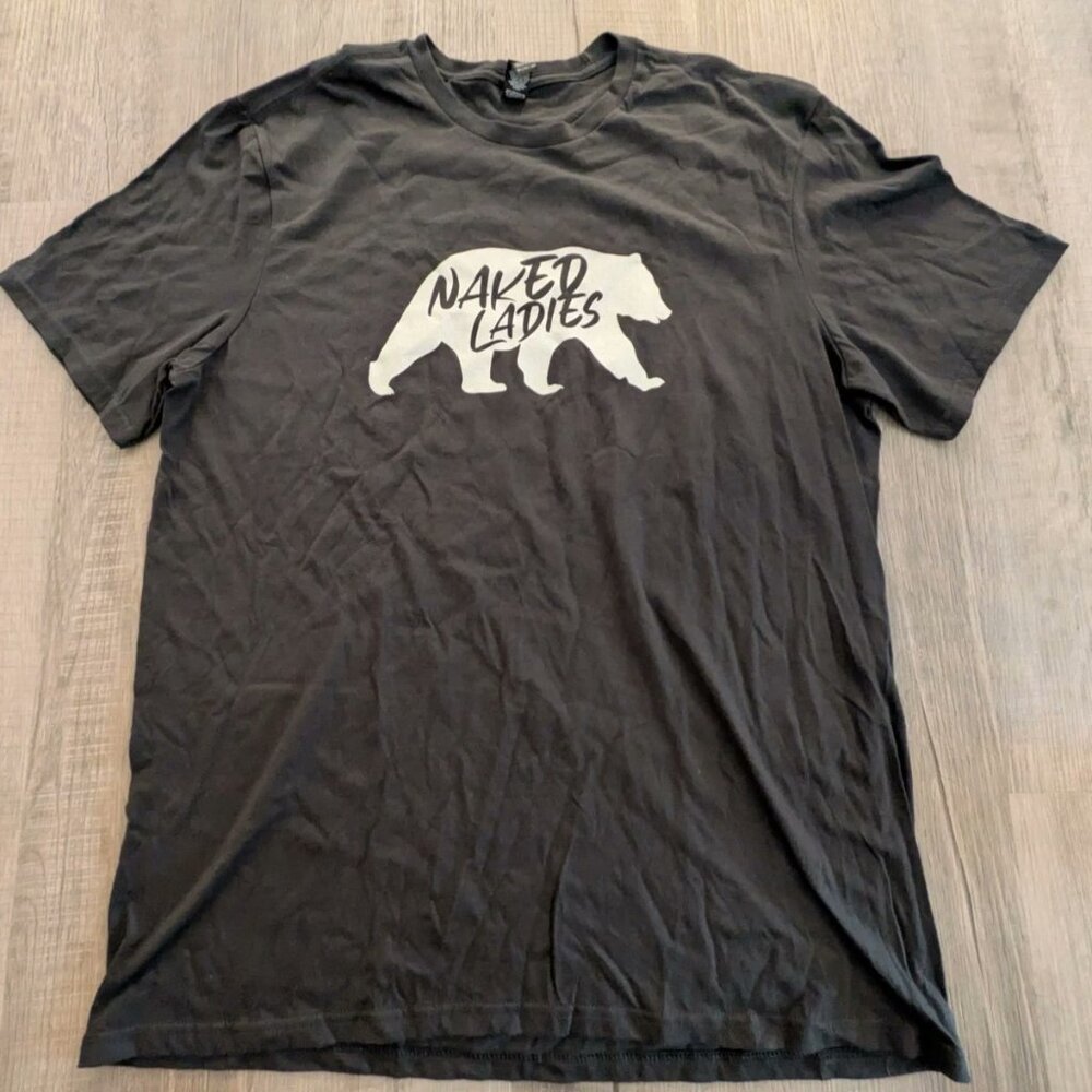 District Very Important Tee BEAR NAKED T-Shirt  Black Short Sleeve Size 2XL